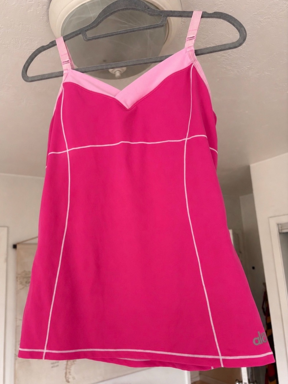 VINTAGE ALO tank top!